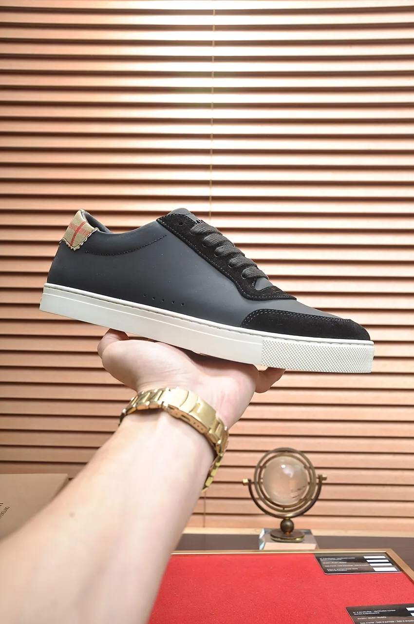 Men's shoes💰480💶[Burberry] (cowhide lining) classic low-top sneakers｜Imported cowhide with classic plaid fabric｜Cow leather lining｜Original outsole｜Fine workmanship and comfortable to wear Size: 38-44 (customized at 45)